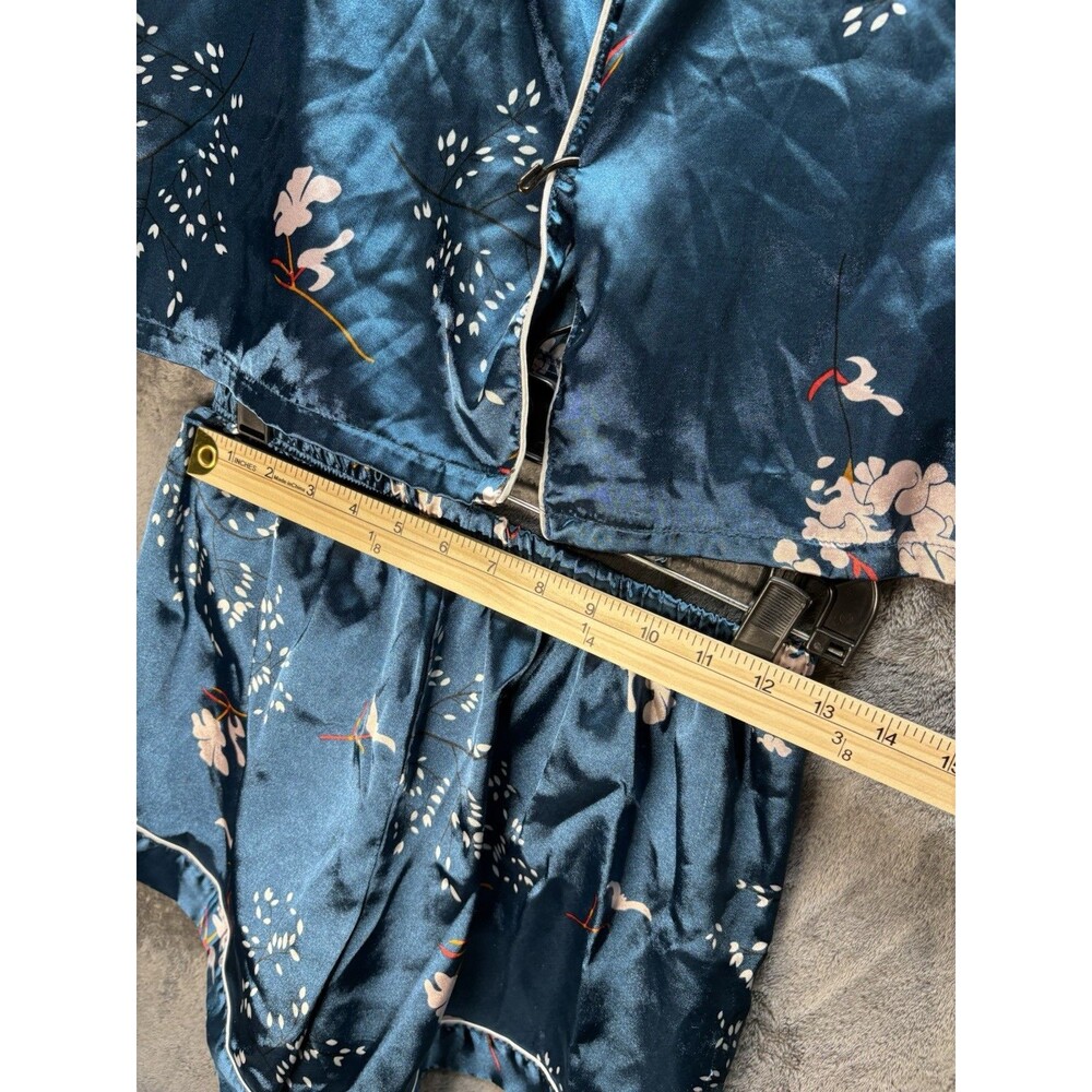 Blue Satin Floral Pajama Set Collared Button Front Piping Short Sleeve - L - Picture 10 of 10